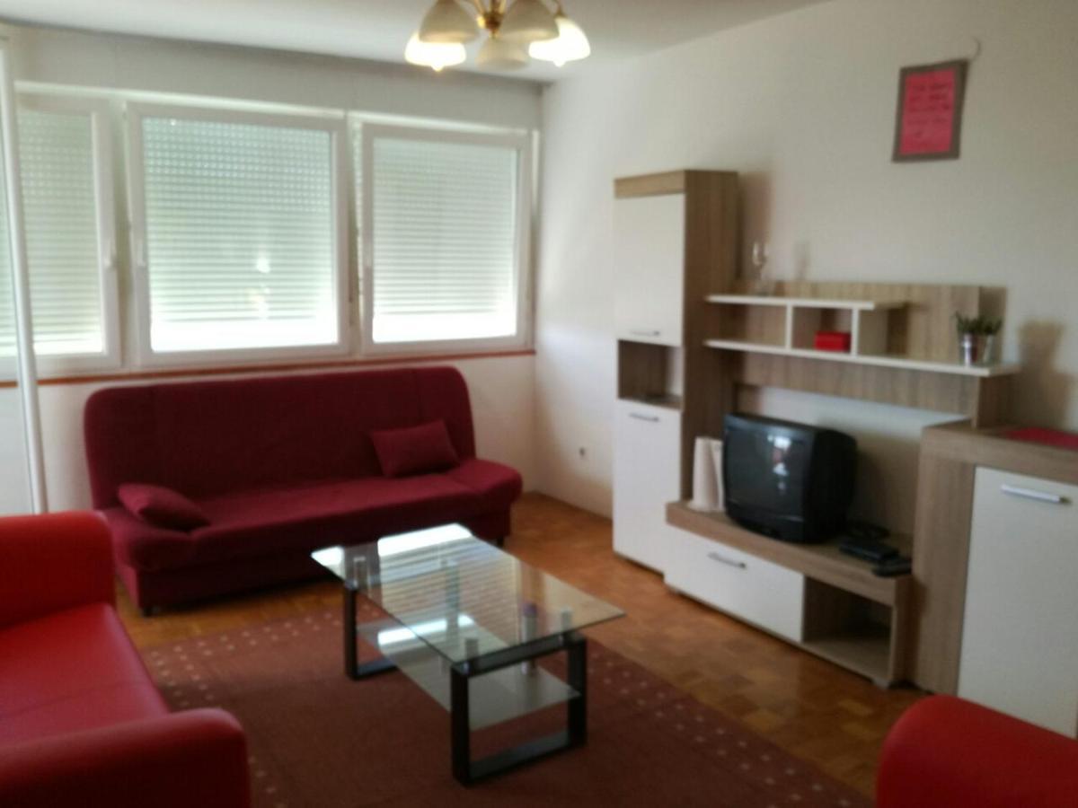Apartment Pula Exterior photo