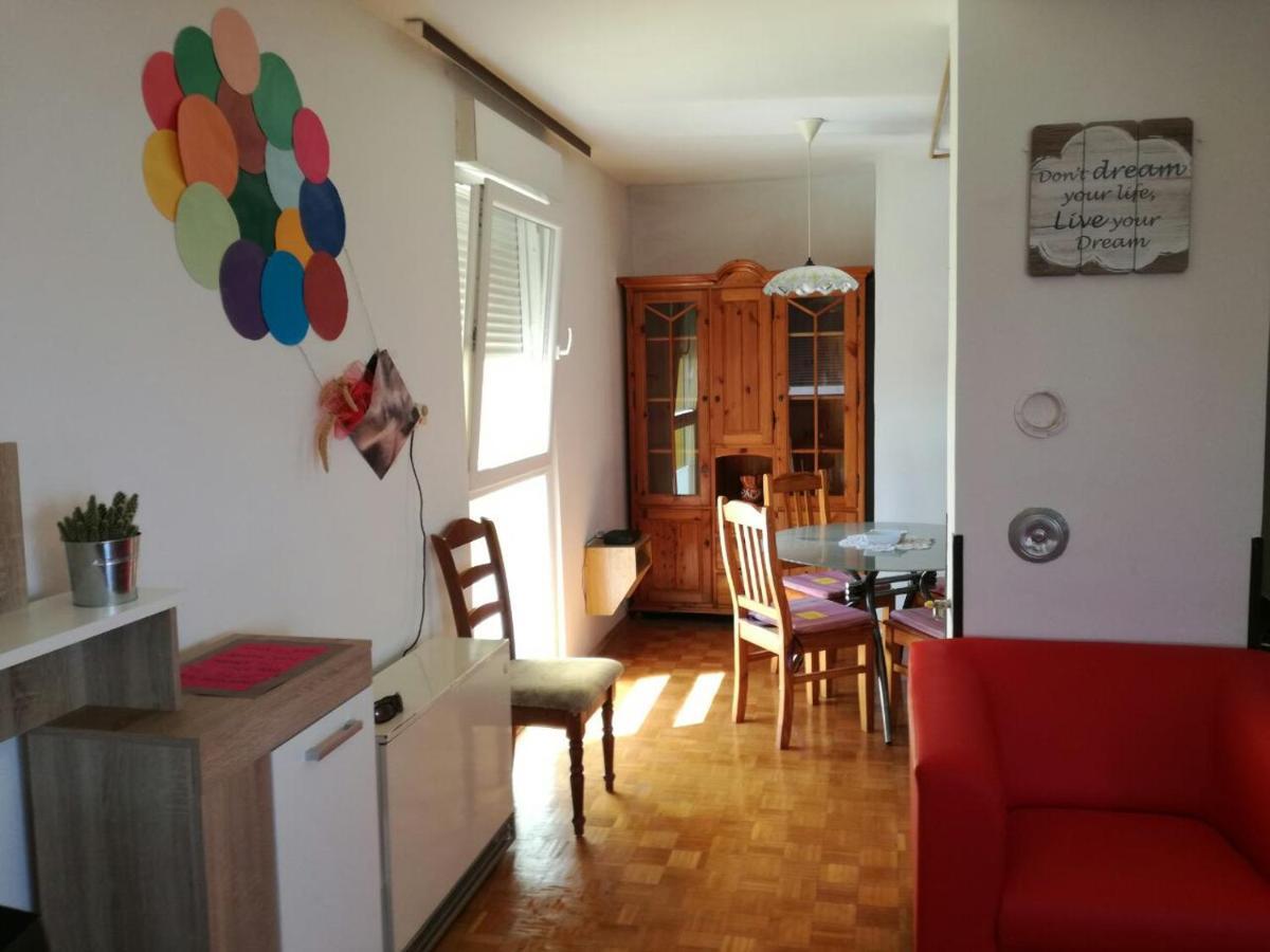 Apartment Pula Exterior photo